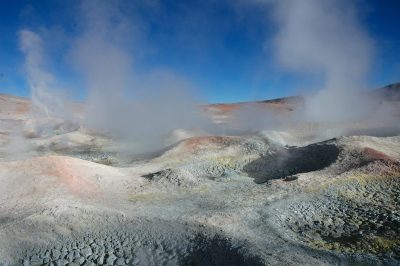 ENDE suspende licitación por servicios de consultoría en proyecto Laguna Colorada, Bolivia