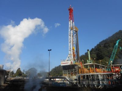 Contratista de perforación indonesio se centrará en proyectos de petróleo, gas y geotermia en Indonesia 2021