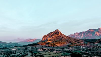 Nuevo estudio liderado por Geociencias Barcelona del CSIC destaca potencial geotérmico de la Península Ibérica.