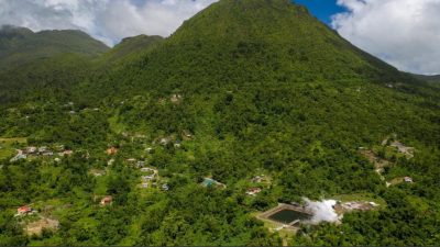 Dominica obtiene financiación de 34 millones de dólares para un proyecto de energía geotérmica de 10 MW